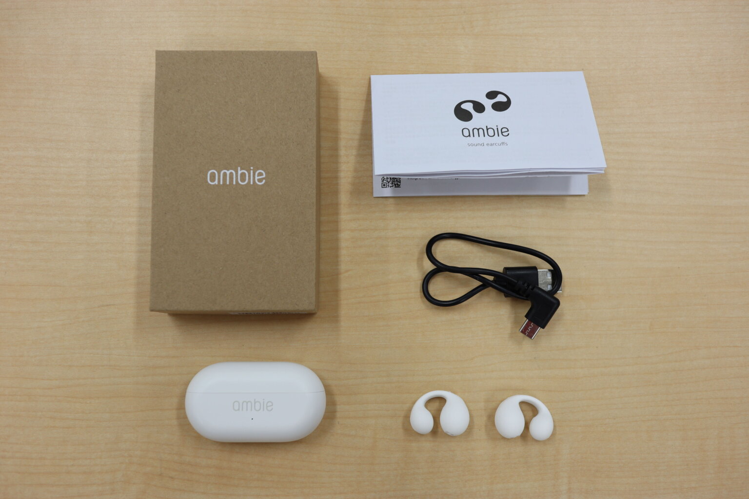 ambie サウンドイヤカフ AMTW01を実機レビュー！耳を塞がず、いつでも快適に音楽を楽しめるワイヤレスイヤホン Rentio