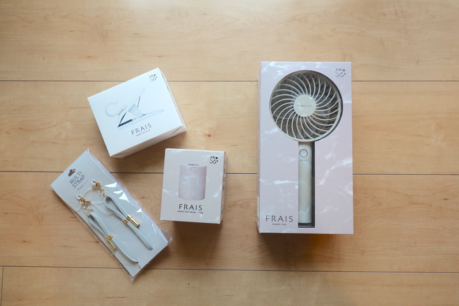 フランフランのフレ ハンディファンをレビュー！充電時間やオプション品の使い方も紹介 - Rentio PRESS [レンティオプレス]