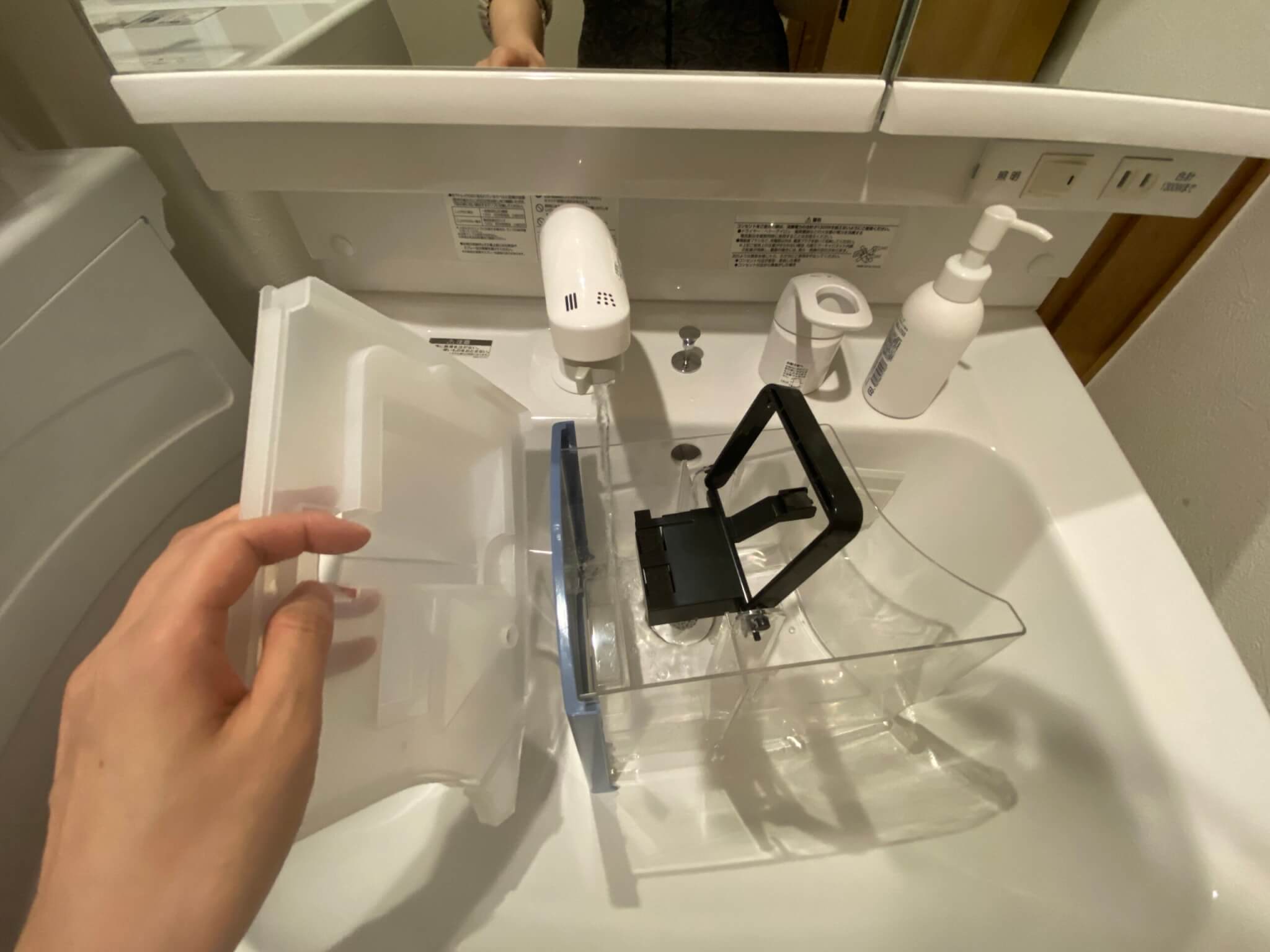 コロナ 衣類乾燥除湿機 BD-H1823-タンク水洗い
