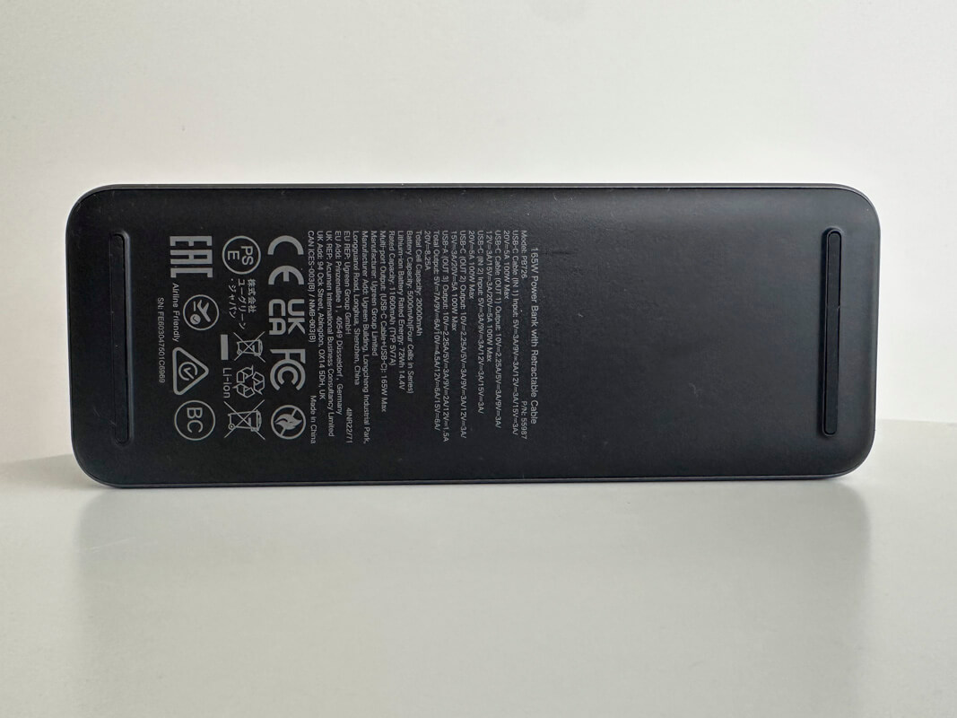 UGREEN Nexode 巻き取り式シリーズ ◯：USB-Cケーブル内蔵 モバイルバッテリー 20000mAh 165Wを使ってみた感想
