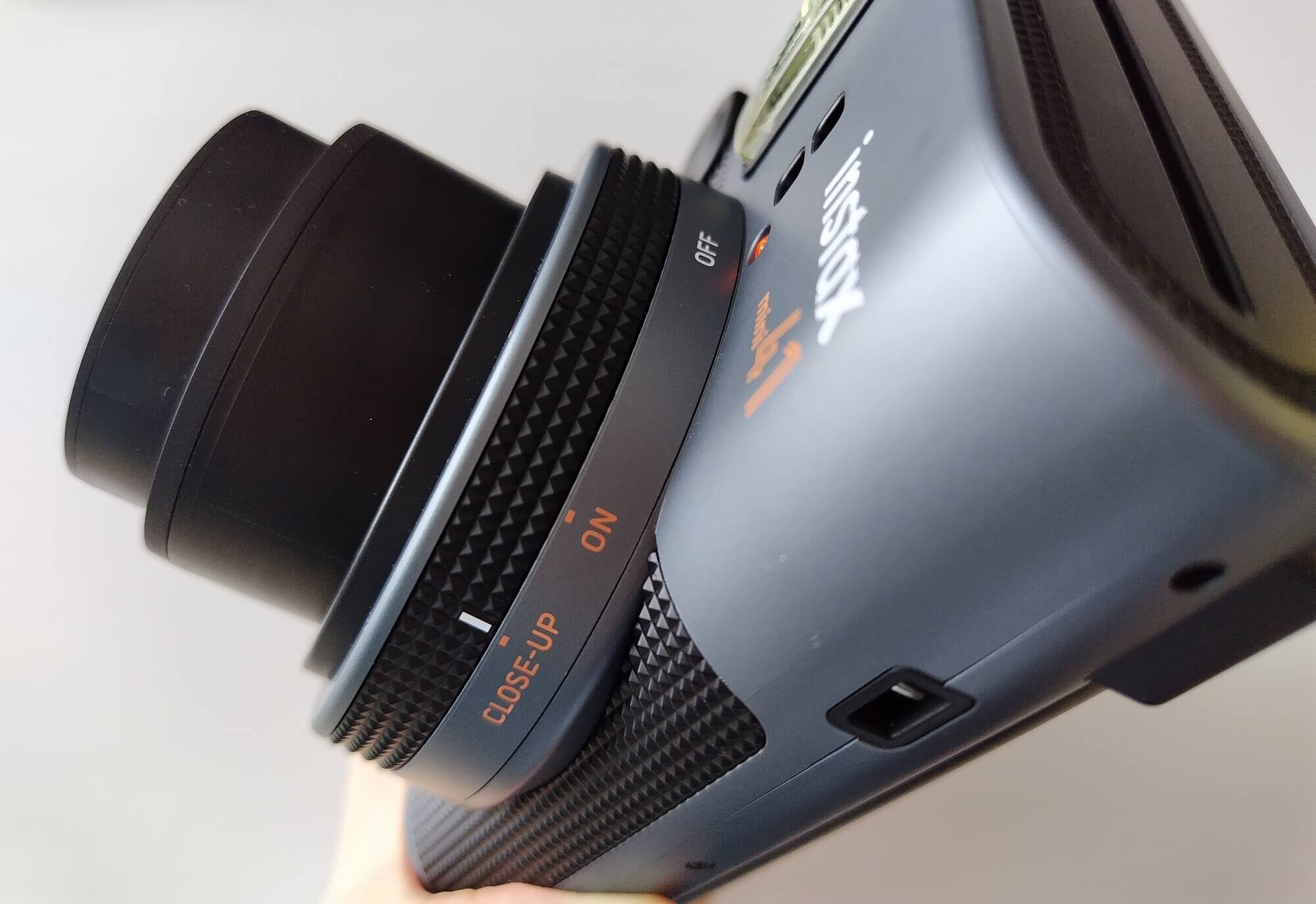 チェキ instax mini41クローズアップモード