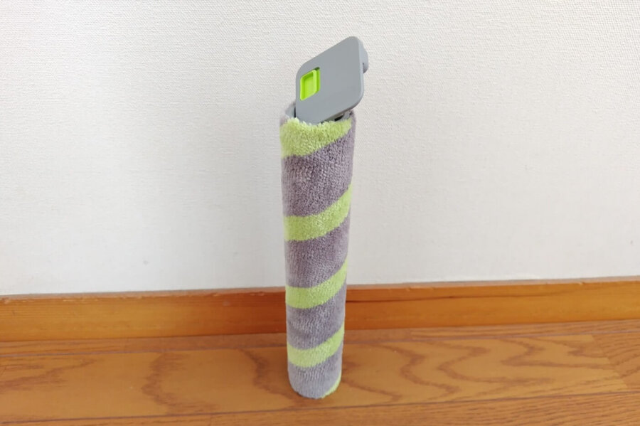 立てたローラーモップ